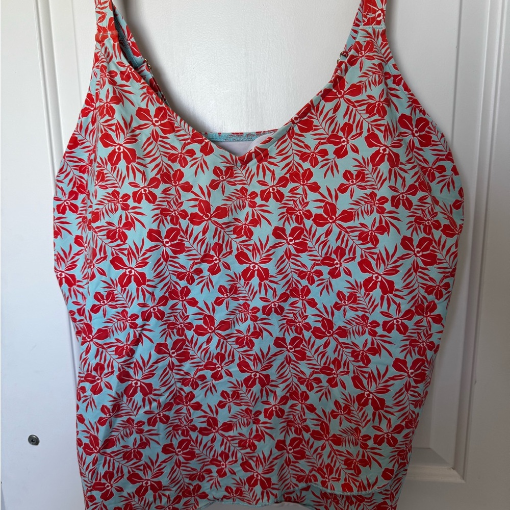 Women’s Floral Scoop Neck Tankini swim top- Coral Floral on Light Blue